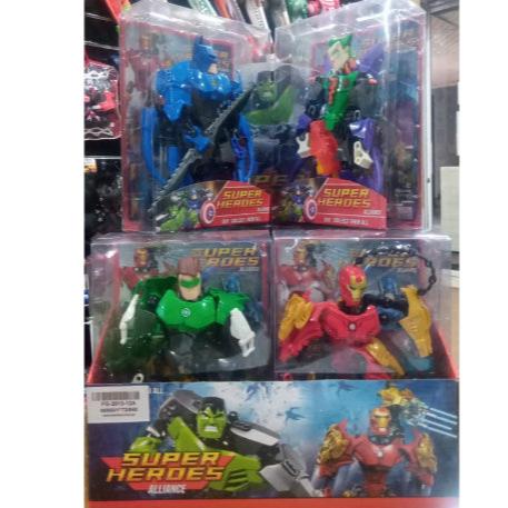 ACTION FIGURE